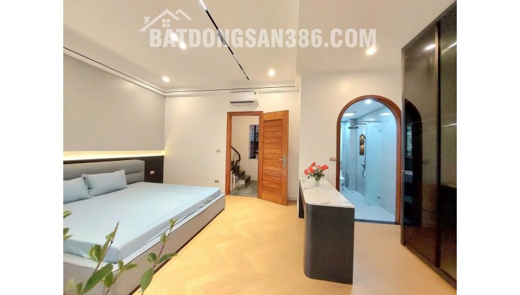 HIẾM - NGÕ NÔNG - NHÀ 6 TẦNG THANG MÁY ÊM RU - NHÀ Ở LUÔN- - TRUNG TÂM QUẬN - TIỆN ÍCH NGẬP TRÀN- 