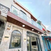 TUYỆT PHẨM NHÀ PHỐ Q7: 60M2, 2 TẦNG, SỔ ĐỎ CHÍNH CHỦ, GIÁ HỜI CHỈ 4.2 TỶ, ĐƯỜNG HUỲNH TẤN PHÁT