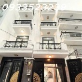 Siêu phẩm mới nhú, ngay ĐH CN 4 Quận Gò Vấp. 4 tầng giá 8.68 tỷ