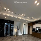 Bán nhà Ngọc Thụy 56m 7 tầng MT6.1m thang máy lô góc gara ô tô  hơn 17 tỷ