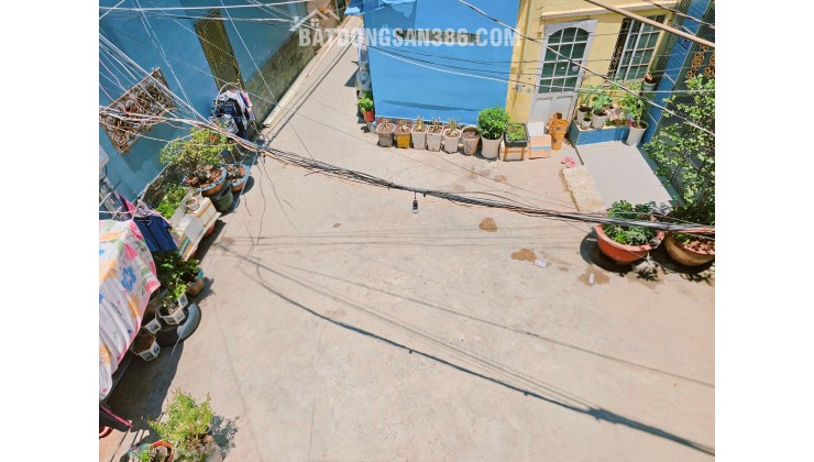 KHU VỰC HIẾM NHÀ BÁN - NGAY SÂN BAY - FULL NỘI THẤT - NHÀ ĐẸP Ở NGAY - SỔ VUÔNG A4 - NHĨNH 5 TỶ