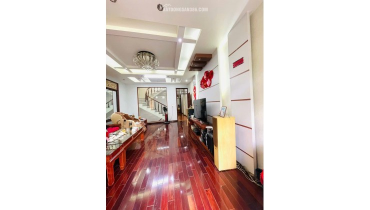 bán nhà mặt phố Lê đại hành - 4 tầng và giá 10,x tỷ, còn mới kinh daonh và ở tốt, gần ngã 4 lê quý đôn công viên kì bá