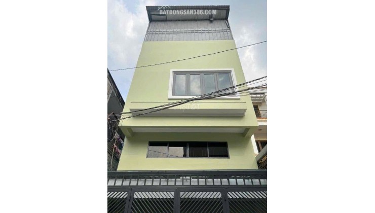 TÔI CẦN BÁN CĂN NHÀ HẺM XE HƠI 60/76 ĐƯỜNG LÝ CHÍNH THẮNG P8Q3. LH:0966775504.