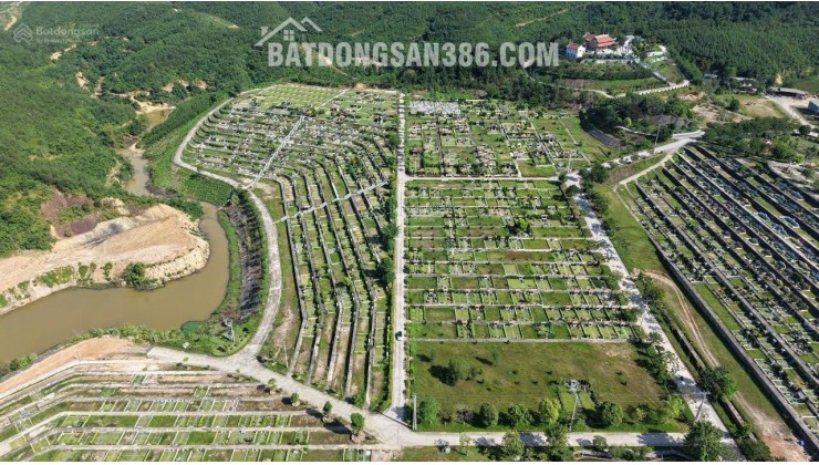 Cần bán 50m² đất nghĩa trang tại Lạc Hồng Viên, quy hoạch bài bản - đồng bộ, vuông vắn