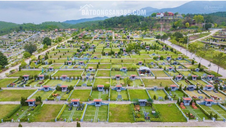 Cần bán 50m² đất nghĩa trang tại Lạc Hồng Viên, quy hoạch bài bản - đồng bộ, vuông vắn