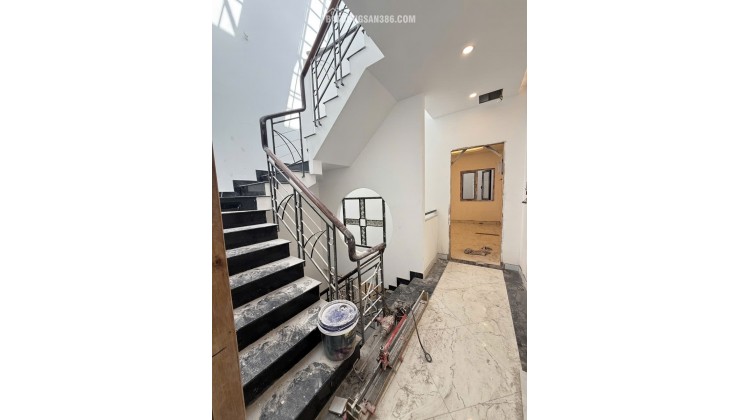 Nguyễn Thị Thập - Quận 7- 324m2 - 4 tầng - 39.9 Tỷ