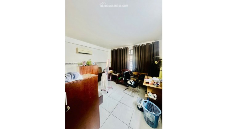   MẶT TIỀN QUẬN 7 - ĐƯỜNG 24 M - 5 TẦNG - 60M2 - DÒN13.6 TỶG TIỀN -