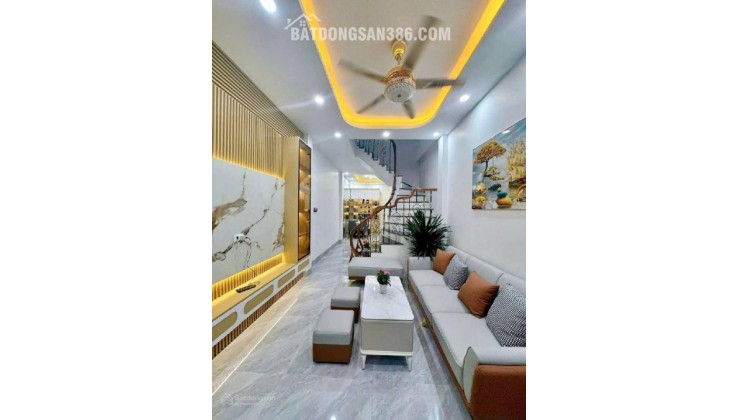 Bán nhà Hoàng Liệt dt50m2 x5T,ngõ oto tránh,thang máy,nhà mới,9,35 tỷ