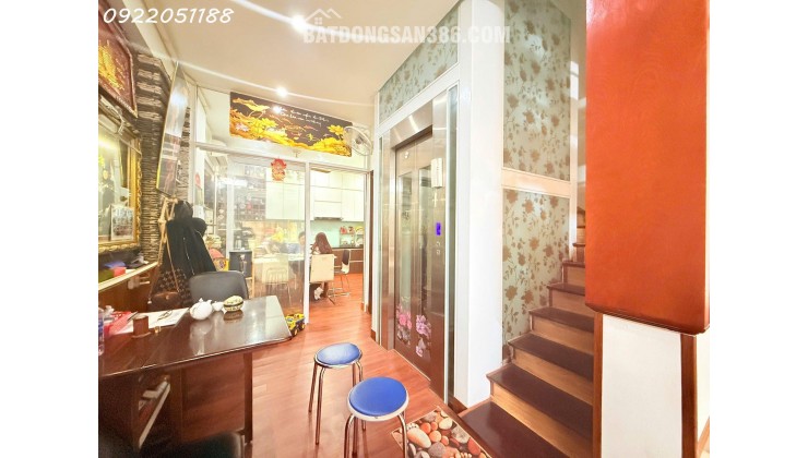 Nhà đẹp Quan Nhân (TX), 62m2, 4 tầng (thang máy), MT 4.7m, gara Ô tô. Giá: 14.x tỷ