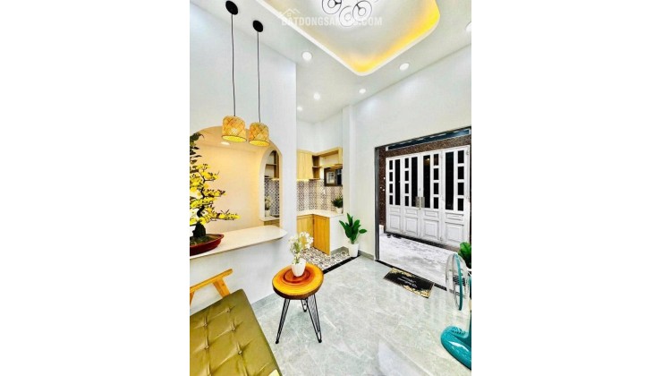 NHỈNH 2TỶ CÓ NHÀ SG - 3 TẦNG XINH LUNG LINH - GẦN NHÀ GA T3 - 10P QUA SÂN BAY - 5P TỚI EMART 2 NHỘN NHỊP - SỔ HỒNG RIÊNG TÂN BÌNH