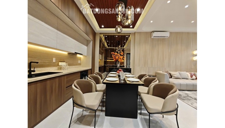  NHÀ MỚI HUỲNH TẤN PHÁT Q7 – NGANG 8M HIẾM – 4 TẦNG – THIẾT KẾ CHÂU ÂU – 8.7 TỶ 