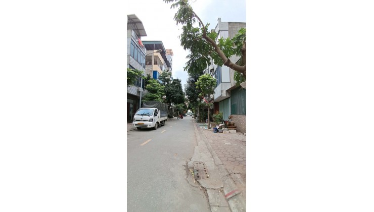 0372311369 Bán Nhà PHỐ VIP BỒ ĐỀ 90M2 - Đường Container Tránh - Vỉa Hè Rộng – AN SINH ĐỈNH