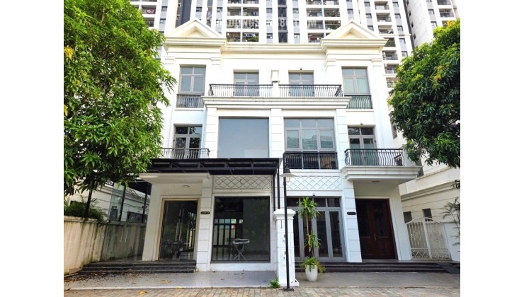 BÁN BIỆT THỰ VINHOMES RIVERSIDE 176M2 - ĐẲNG CẤP GIỚI TINH HOA - QUỸ CĂN KHAN HIẾM 0372311369