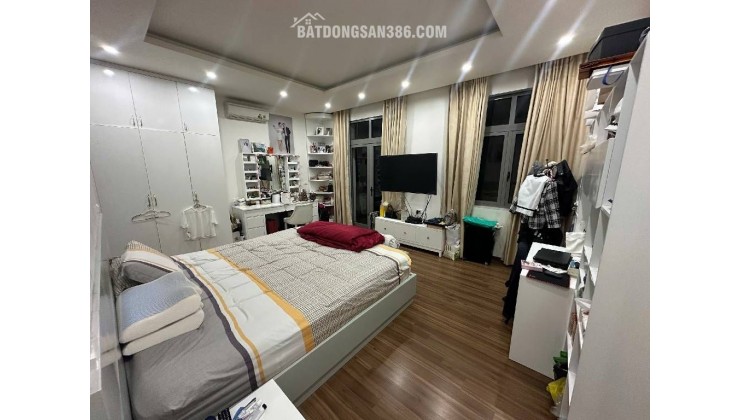 Bán nhà phân lô Bộ Quốc Phòng Thạch Bàn 96m2, MT 7.7m, vỉa hè, 17.8 tỷ 0372311369