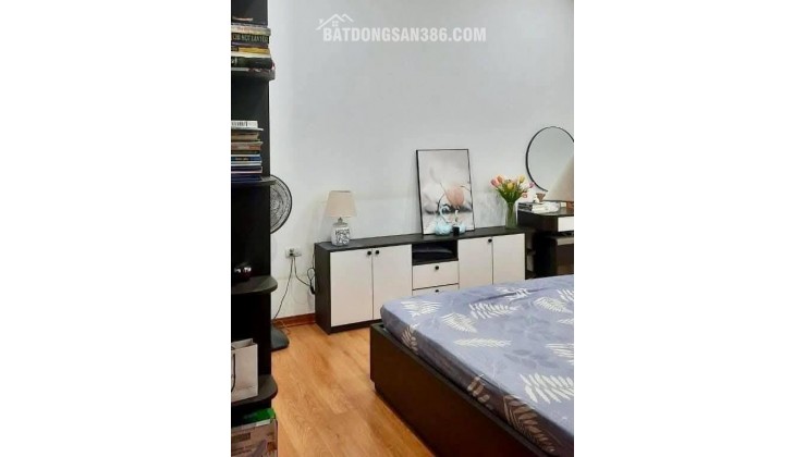 Chính chủ cho thuê căn hộ CT10 Việt Hưng - Long Biên