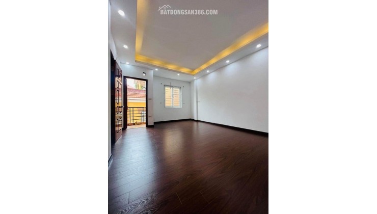 BÁN NHÀ PHÚC LỢI LONG BIÊN 30M2 - 5 TẦNG - Ô TÔ ĐỖ CỔNG - CHỈ 5.9 TỶ