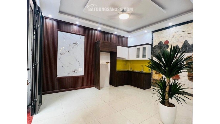 BÁN NHÀ PHÚC LỢI LONG BIÊN 30M2 - 5 TẦNG - Ô TÔ ĐỖ CỔNG - CHỈ 5.9 TỶ