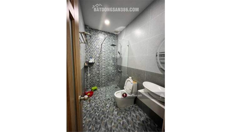 Quảng Trường Công Viên Nhạc Nước CityLand ! Bán nhà 3 Lầu Nguyễn Văn Lượng (4,2x17m) + Hẻm Xe Hơi