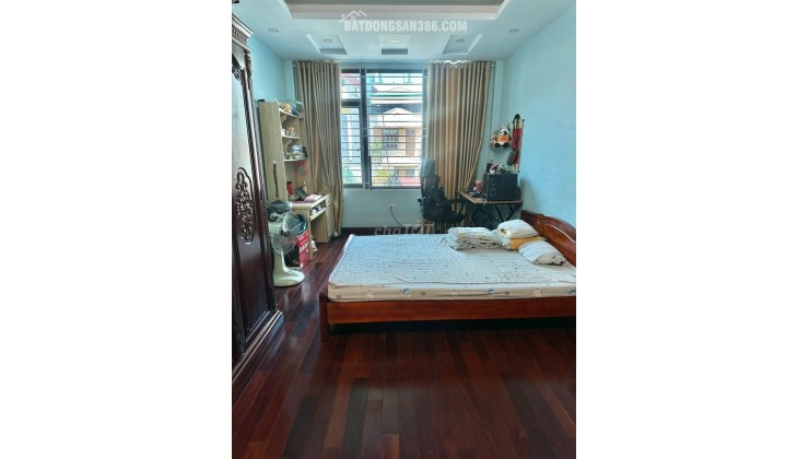 Chính chủ bán nhà trung tâm Hà Đông sổ đỏ chính chủ