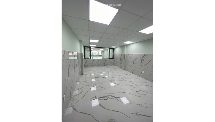 Bán Tòa nhà VP MT đường cạnh Lũy Bán Bích, P. Phú Thạnh, Q.Tân Phú. Dt: 88m2, 6 tầng,  thang máy,  mới100%.