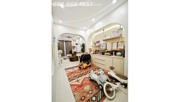 Bán BĐS 30m 4T Ở Ngay Sân Cổng riêng , có thể TL Mạnh tại Minh Khai ,Thông Tin Thật