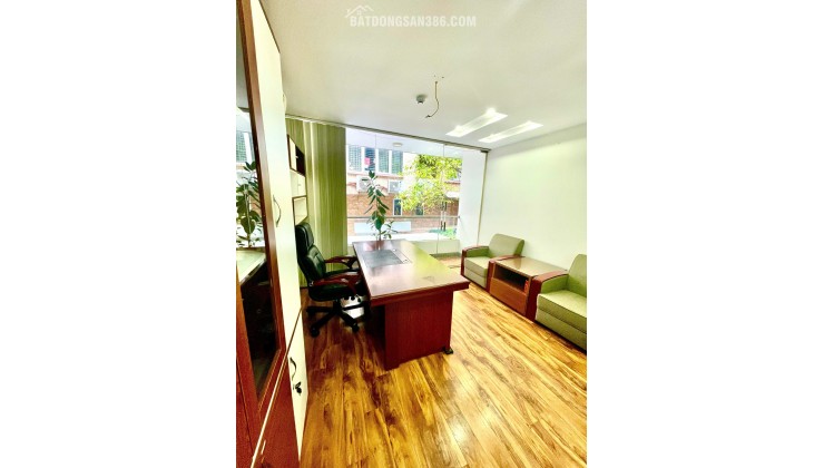 Cho thuê mặt bằng làm văn phòng tại phố Nguyễn Khả Trạc