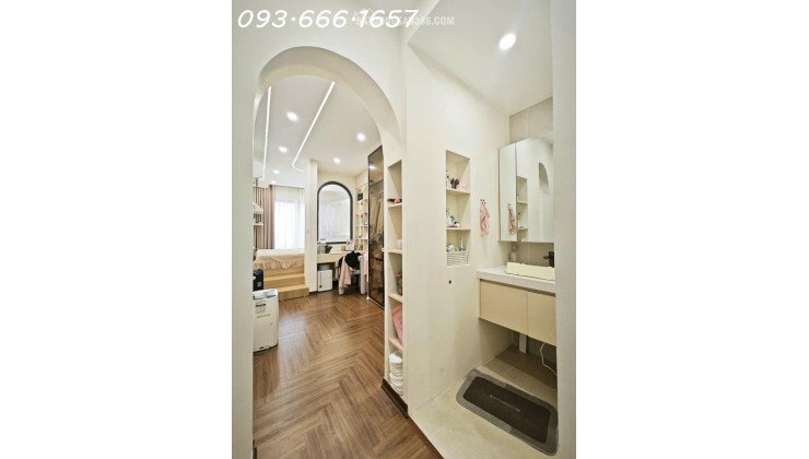 Bán BĐS 30m 4T Ở Ngay Sân Cổng riêng , có thể TL Mạnh tại Minh Khai ,Thông Tin Thật