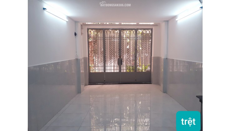 Chính chủ cho thuê nhà nguyên căn 4*8m hẻm 4m Nguyễn Thiện Thuật/Bàn Cờ P3, Q3, Tp. HCM