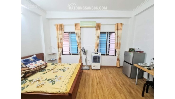 Bán nhà Kim giang dt 45m2 x5T, ngõ rộng,thoáng,gần phố,giá chỉ 8,25 tỷ,sđcc