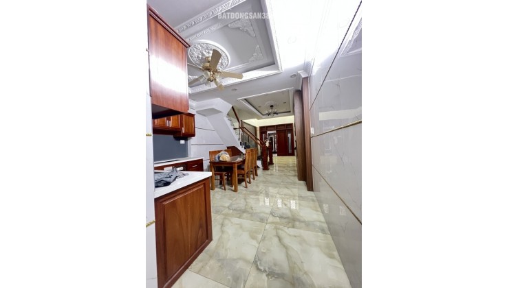 Bán nhà 4 tầng mặt phố Đường số 5 Linh Xuân Thủ Đức - View Phạm Văn Đồng - 10.2 Tỷ