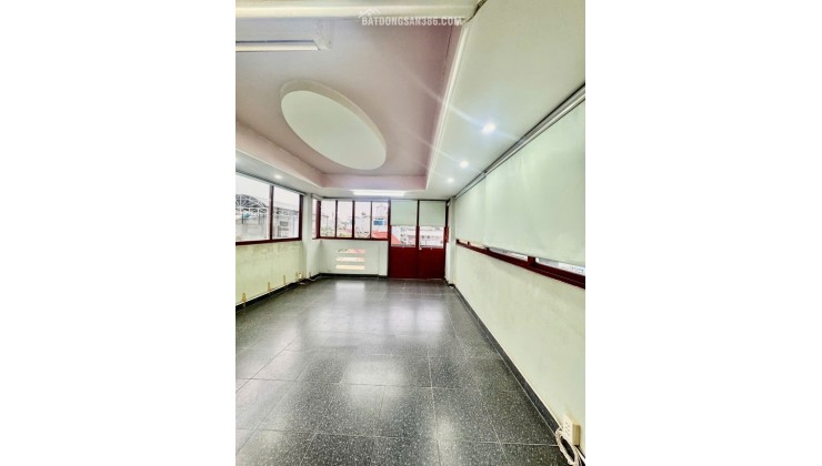 CẮT LỖ GẦN 1 TỶ – NHÀ 5 TẦNG GÒ VẤP. 64M2 – Ô TÔ NGỦ TRONG NHÀ – CHỈ 9.X TỶ.