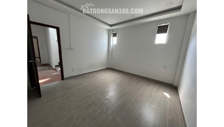 SỐC! NHÀ PHỐ 4 TẦNG – 6 PN – 100M2 KINH DOANH ĐỈNH GÒ VẤP.