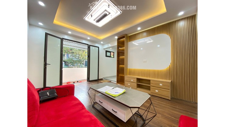 MỘT CĂN DUY NHẤT- MUA 1 ĐƯỢC 2- Ô TÔ ĐỖ CỬA - NHÀ SIÊU ĐẸP FULL NỘI THẤT -THOÁNG TRƯỚC SAU - SỔ KHỦNG LONG