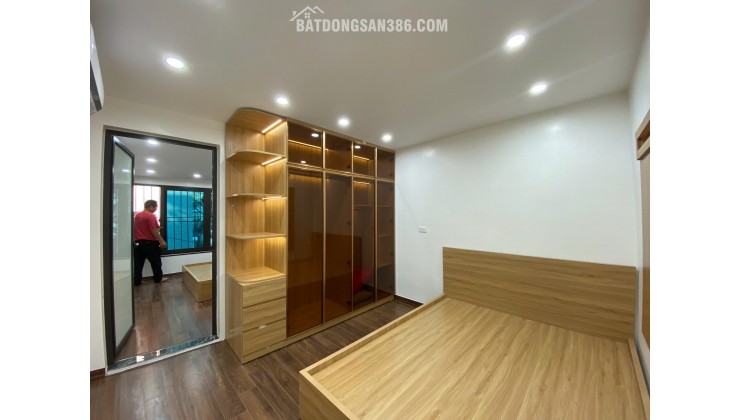 MỘT CĂN DUY NHẤT- MUA 1 ĐƯỢC 2- Ô TÔ ĐỖ CỬA - NHÀ SIÊU ĐẸP FULL NỘI THẤT -THOÁNG TRƯỚC SAU - SỔ KHỦNG LONG