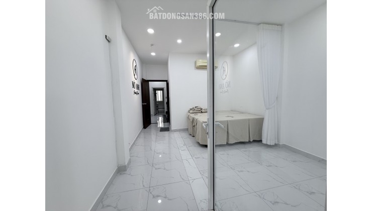 HẺM 1 TRỤC SÁT MẶT TIỀN - PHẠM VĂN CHIÊU - OTO NGỦ NHÀ - ĐANG CHO THUÊ 18TR - NHÀ 80M2 x 4 TẦNG MỚI ĐẸP - CHỈ NHĨNH 9 TỶ