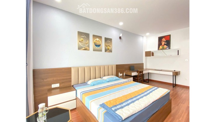 Căn Capella Nha Trang 3 tầng – đang cho thuê 32tr/tháng – gần hồ bơi – giá 9,85 tỷ”