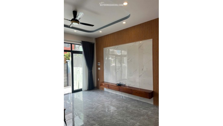 Bán gấp nhà mới 3 tầng hẻm 3,5m Liên Hoa – gần chợ Phường Tây