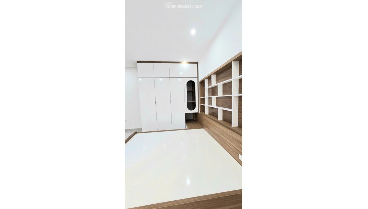 Bán nhà phố Phan Đình Giót - Hà Đông 5 tầng thang máy 7,7 tỷ