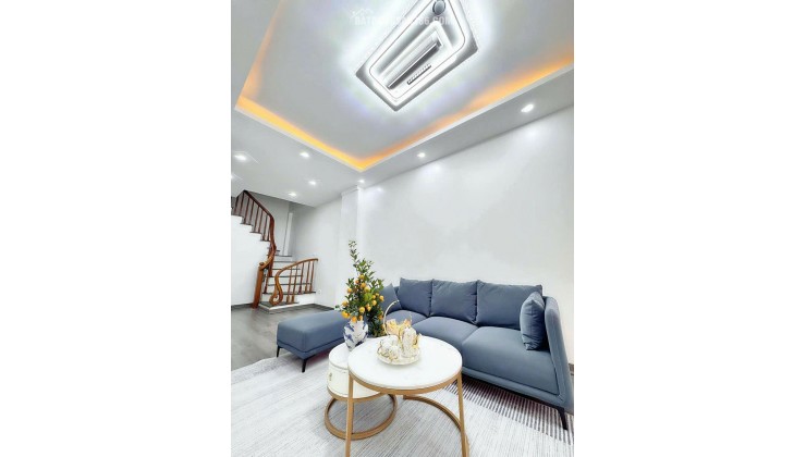 BÁN NHÀ VĂN PHÚ HÀ ĐÔNG – NHÀ MỚI ĐẸP – Ô TÔ ĐỖ CỬA – 30M2 x 5 TẦNG – CHỈ 9,5 TỶ