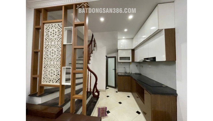  BÁN NHÀ LÊ TRỌNG TẤN – HÀ ĐÔNG – LÔ GÓC 2 THOÁNG – Ô TÔ ĐỖ CỬA
30m2 5 Tầng