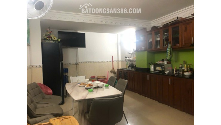 Bán nhà mặt tiền đường 13, phường Tân Kiểng, Quận 7. 4x18m 3 lầu