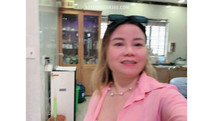 Bán nhà 5 tầng 80m2 ấp 4 Vĩnh Lộc B, Bình Chánh: Giá hời 5.8 tỷ, 5PN, sổ hồng, vị trí tiềm năng, liên hệ 0876868265.