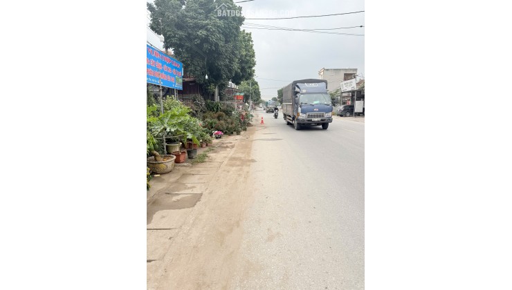 Bán đất Mặt đường QL 37, Việt Yên, Bắc Giang. 140m2- Mt 7,2m. Giá 5,4 tỷ