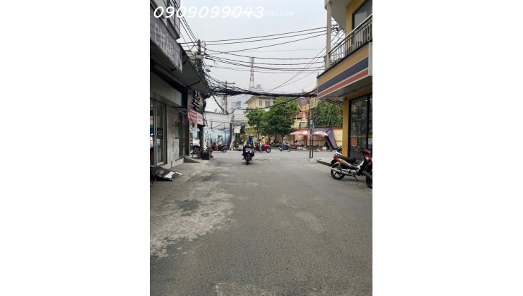 GẤP BÁN 5 TẦNG-100m2(5x20)-DÒNG TIỀN TỰ KHAI THÁC 50tr/th
VỊ TRÍ ĐẸP SIÊU ĐỈNH -XUNG QUANH TIỆN ÍCH