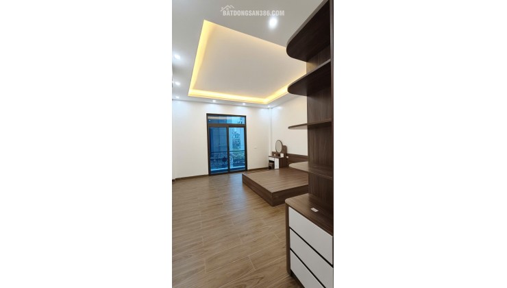 Bán nhà 4 tầng mới tinh  ngay Chợ Khu 1 Đại Phúc - Bắc Ninh