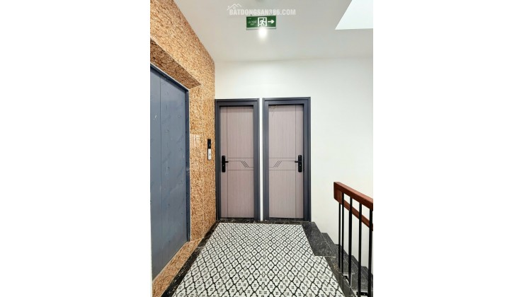 Bán Nhà Dòng Tiền Ngõ Kim Mã - Đội Cấn 7 Tầng 22 Phòng Khép Kín Full Đồ ( Ô Tô Con Đỗ Cửa )