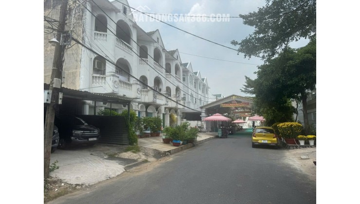 BÁN ĐẤT BIỆT THỰ PHƯƠNG NAM QUẬN 7, DT 120M2 SHR CHỈ 120TR/M2. LH:0932689909.