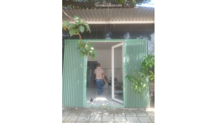 CẦN BÁN GẤP CĂN NHÀ MẶT TIỀN ĐƯỜNG CHUYÊN DÙNG 9 QUẬN 7. LH:0965194239.