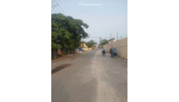 CẦN BÁN GẤP CĂN NHÀ MẶT TIỀN ĐƯỜNG CHUYÊN DÙNG 9 QUẬN 7. LH:0965194239.