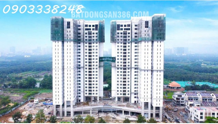 Bán căn 2PN Essensia Sky, lầu cao, căn góc, view PMH giá chỉ 6 tỷ 780